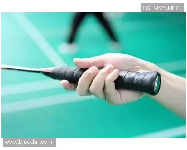 羽毛球选手非惯用手应急应对能力与训练方法探讨 羽毛球选手非惯用手应急应对能力与训练方法探讨